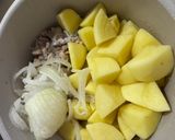 プルコギの素で味付け簡単な肉じゃが作り方4写真