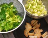 ベトナム風★セロリと平天のサッと炒め煮　作り方1写真