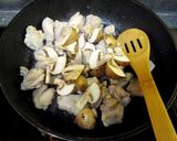 鶏もも肉とナッツのオイスターソース炒め☆作り方4写真