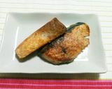 簡単！カリカリ☆フライパンでぶり塩焼き♪作り方7写真