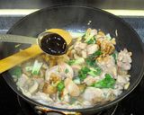 鶏もも肉とナッツのオイスターソース炒め☆作り方7写真