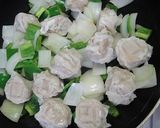 残り野菜で作れる！しゅうまいの炒め物♪作り方5写真