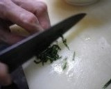素揚げで味しみ♪「揚げなすの梅じそ添え」作り方3写真