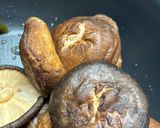 (同時調理)昆布巻きと椎茸の含め煮物作り方4写真