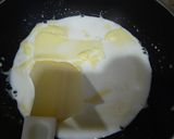 朝ごはんに！パンにぬるチーズ　　　作り方2写真