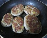チェーダーチーズ入りハンバーグ作り方5写真