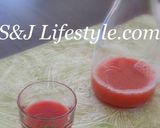 女性に優しいクランベリーミックスドリンク作り方1写真