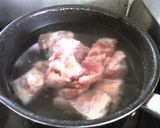 やわらかプルプルの軟骨ソーキ煮作り方1写真