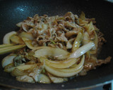 新玉ねぎと豚肉の✿しょうが風炒め作り方5写真