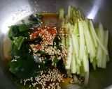 韓国　胡瓜と若布冷製　オイミヨクネングク作り方2写真