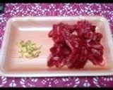 牛肉の時雨煮♥作り方1写真