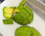 簡単一品　わが家のアボカドトマト和え作り方2写真