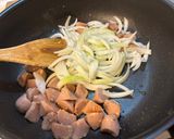 魚肉ソーセージとキャベたまケチャップ炒め作り方5写真