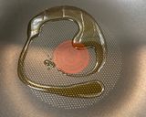残った炊き込みご飯は炒飯に変身♪作り方2写真