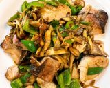 ぶりと舞茸とピーマンのカレーマヨ炒め作り方9写真
