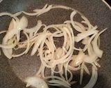 簡単美味しい✨牛すき釜玉うどん作り方1写真