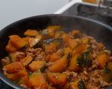 かぼちゃとひき肉の生姜煮こみ作り方14写真
