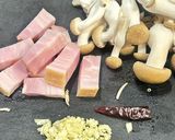きのこ🍄とベーコン🥓のペペロンチーノ作り方2写真