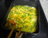 洋風☆　かにかまとあさつき入りの卵焼き作り方3写真