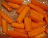 Carottes aux amandes ニンジングラッセ　オレンジ風味作り方1写真