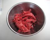 大盛にすれば豪華！牛肉とピーマンの炒め物作り方1写真