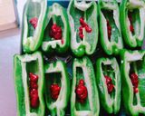 ＊ピーマンカップのソーセージ卵焼き＊作り方3写真