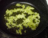 鶏ささみ肉のバジル炒め作り方1写真