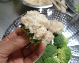 ➏　ブロッコリーのエビ乗せ蒸し　➏作り方5写真