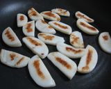 かまぼこ+きぬさや+バター+卵＝うまし❤作り方1写真
