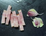 ベーコンの脂で揚げ焼きガーリックポテト作り方1写真