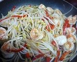 海老ともやしの炒めもの作り方4写真