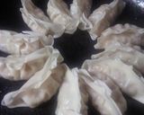 簡単！安い餃子を使って羽根つき餃子作り方3写真