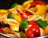 疲労回復！パプリカと鶏胸肉のカラフル炒め作り方12写真
