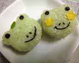 おにぎりでカエル　✿野菜の抜き型使用✿作り方10写真