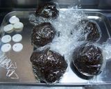 キャラ弁　まっくろくろすけおにぎり♪作り方5写真