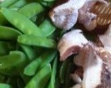 しいたけtoきぬさや炒め作り方1写真