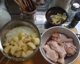 トマト煮込みチキンカレー・ジンジャー風味作り方1写真