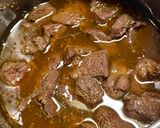 里芋が主役のすね肉ほろほろビーフシチュー作り方5写真