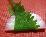 お弁当にグー! かまぼこdeしそ巻き作り方3写真