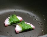 お弁当にグー! かまぼこdeしそ巻き作り方4写真
