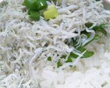 カルシウムの吸収が良くなる、しらすご飯。作り方1写真