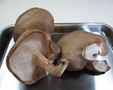 超簡単！　焼き椎茸のラー油和え　作り方1写真
