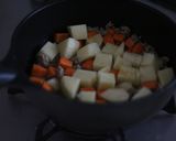 挽肉でコロコロじゃがいもの洋風肉じゃが作り方3写真