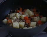 挽肉でコロコロじゃがいもの洋風肉じゃが作り方4写真