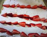 ふわふわ苺のロールケーキ作り方9写真