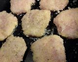 大さじ２だけの油で揚げた満足感！豚カツ作り方3写真