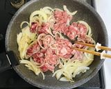 煮込み10分！ラム肉のコク旨ハヤシライス作り方3写真