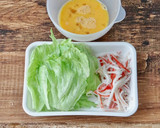 ☆簡単☆カニカマとレタスの旨だし炒飯作り方1写真