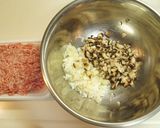 【ひしおで簡単！】肉みそで春巻き♪作り方1写真