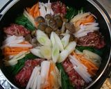 韓国　牛肉の寄せ鍋　プルコギチョンゴル作り方3写真